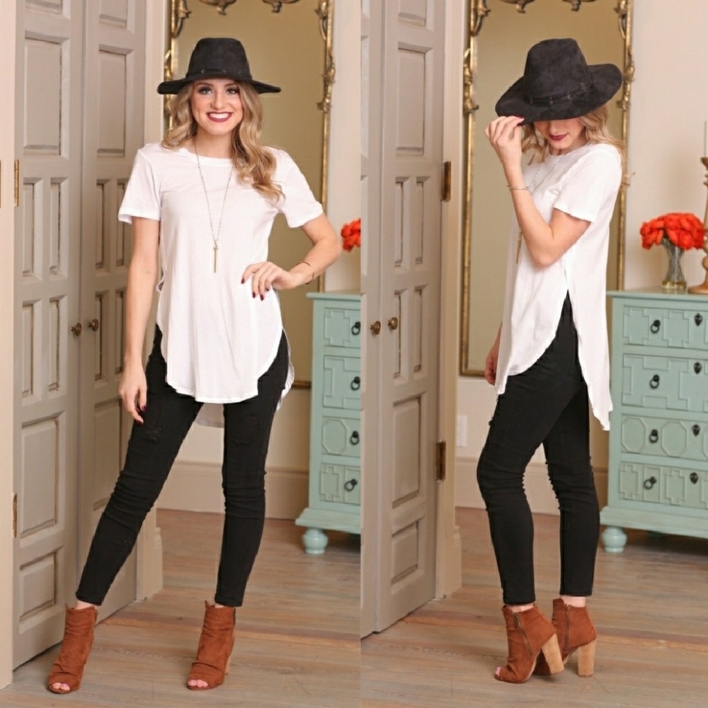 sᴀʟᴇ! White Side Slit Tunic - Picture 3 of 3
